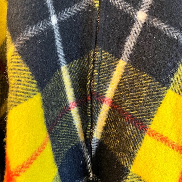 VINTAGE 1960’s King of the Ponchos Country Place yellow plaid OS - Picture 2 of 4